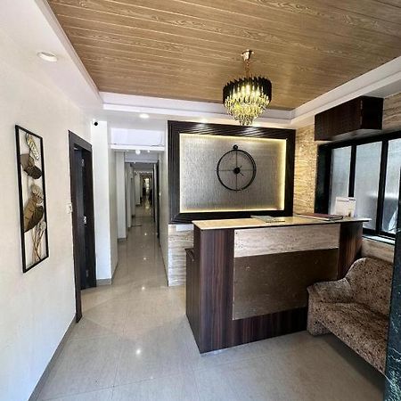 Hotel Kalpana Residency - Near Us Embassy Bombay Exterior foto